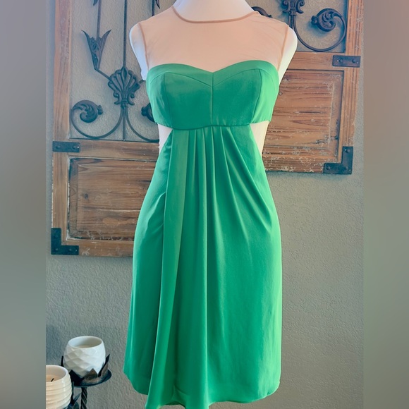 BCBGMaxAzaria Kelly Green Nude Mesh Insert Drape Front Sleeveless Mini -Sz 0 - Picture 3 of 16